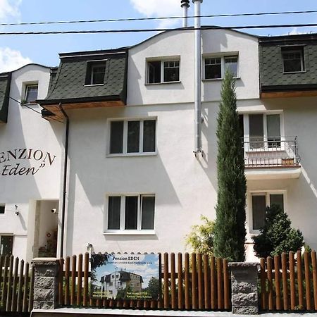 Villa Anastazis - Penzion Eden Karlsbad Exteriör bild