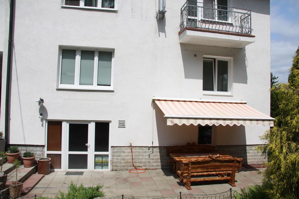 Villa Anastazis - Penzion Eden Karlsbad Exteriör bild